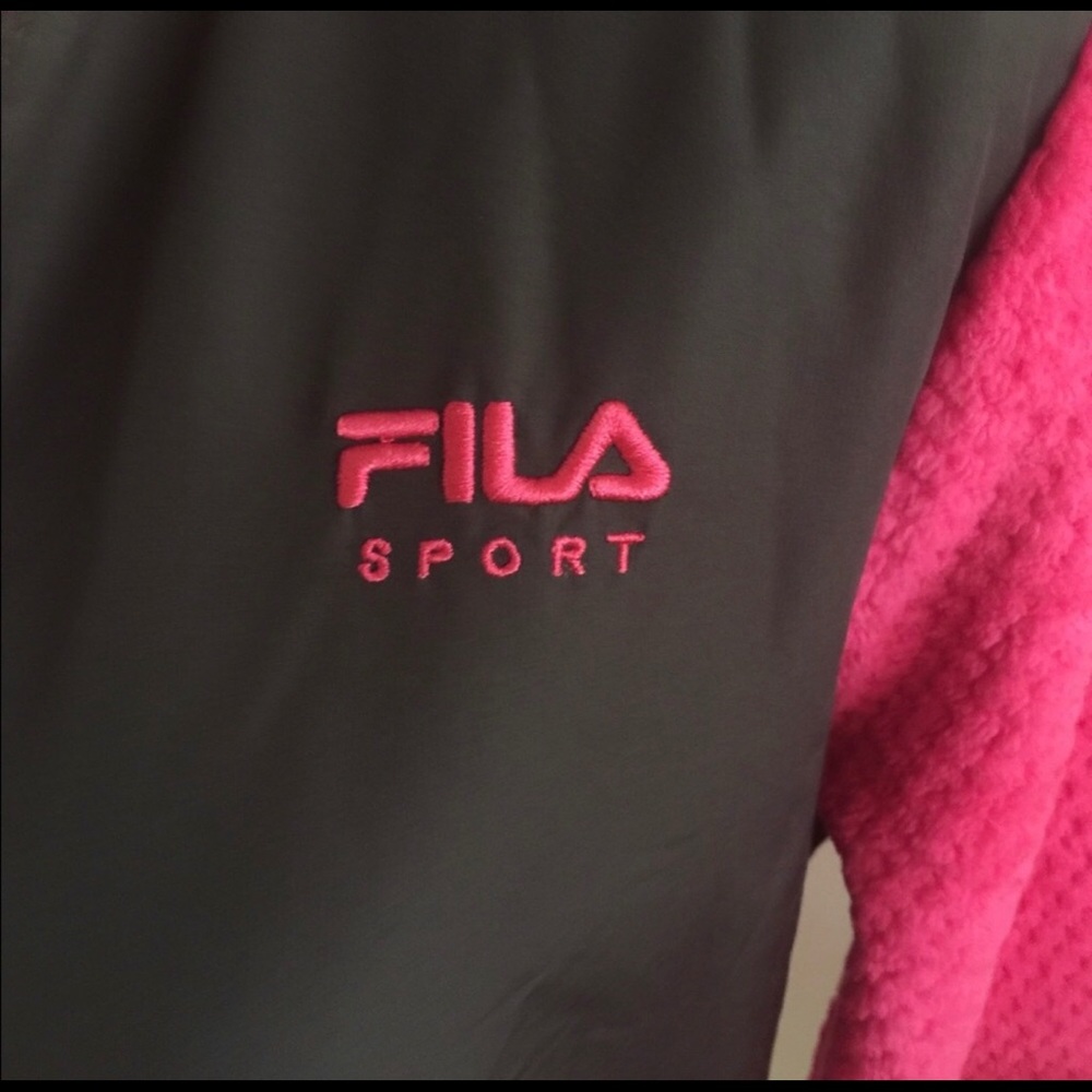 PINK FILA SPORT JACKET!! - Picture 3 of 7